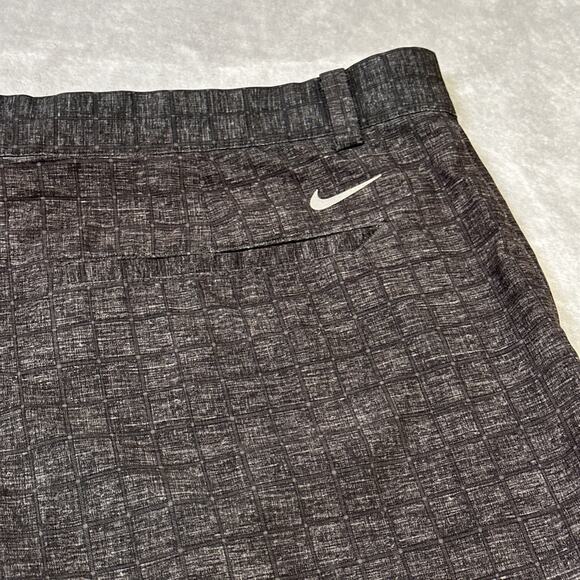 NIKE GOLF Tour Performance Shorts Mens Size 40 Gray Flat Front Chino Dri-Fit - Picture 4 of 9